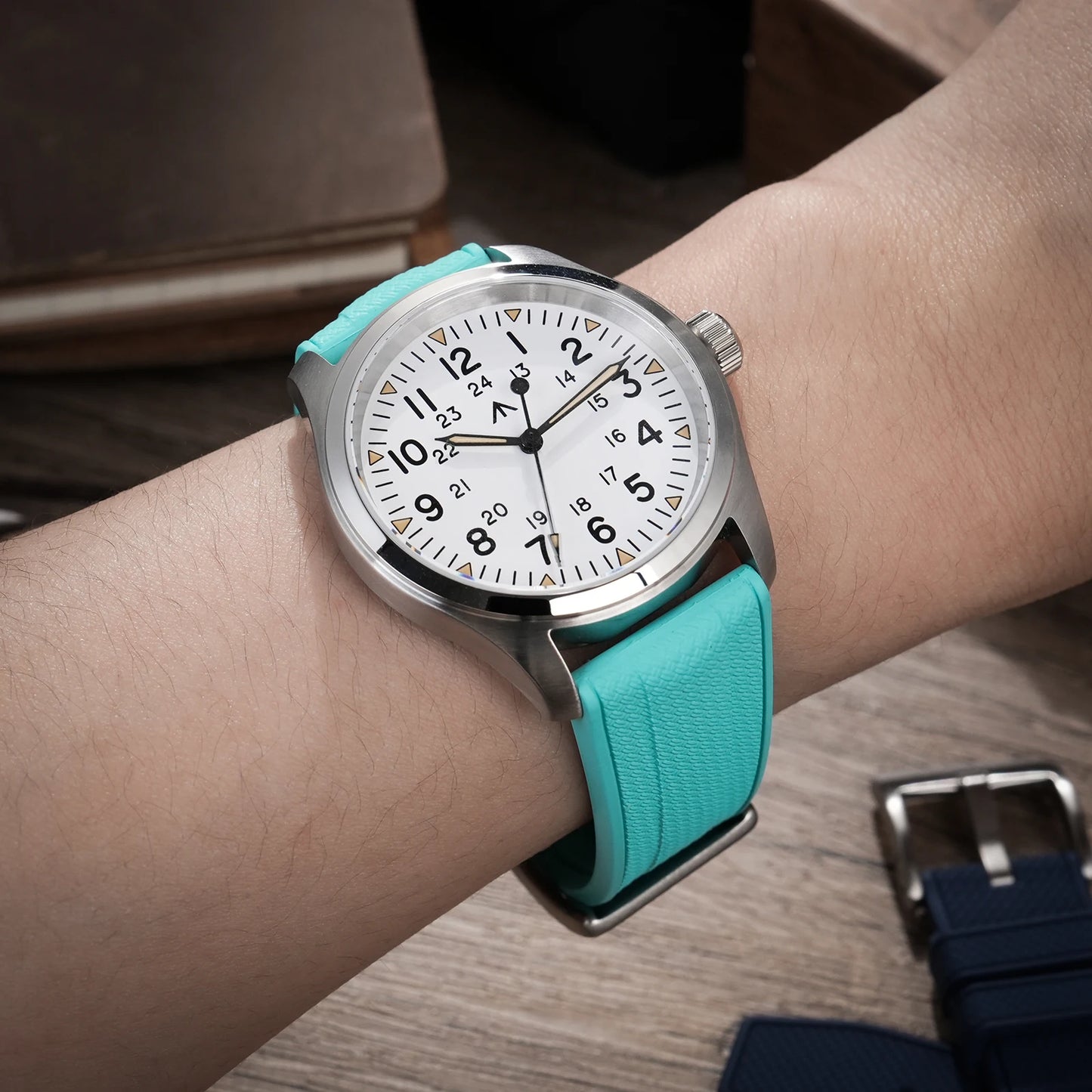  San Martin Grade5 Titanium Watch SN0121TD PT5000/ST2130 Automatic Movement Watch 300M Waterproof Adjustable Clasp Wristwatch
