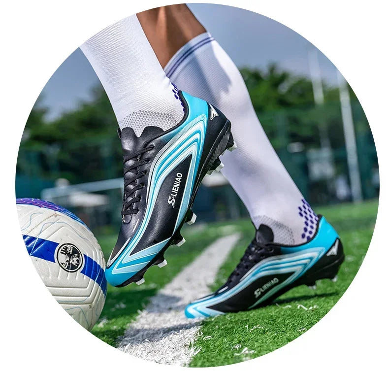Nouvelles chaussures de football pour hommes, baskets de haute qualité, crampons de futsal pour gazon, chaussures de football d'intérieur très vendues, chaussures d'entraînement antidérapantes pour l'extérieur