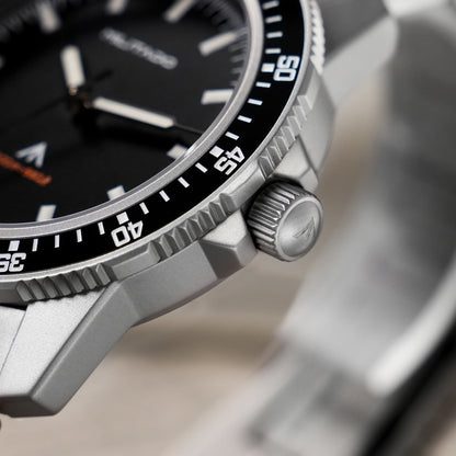 MILITADO  ML25 Quartz Dive Watch VH31 Sweep Second Sapphire Crystal 200M Waterproof BGW9 Lume Ceramic Bezel Men Watch