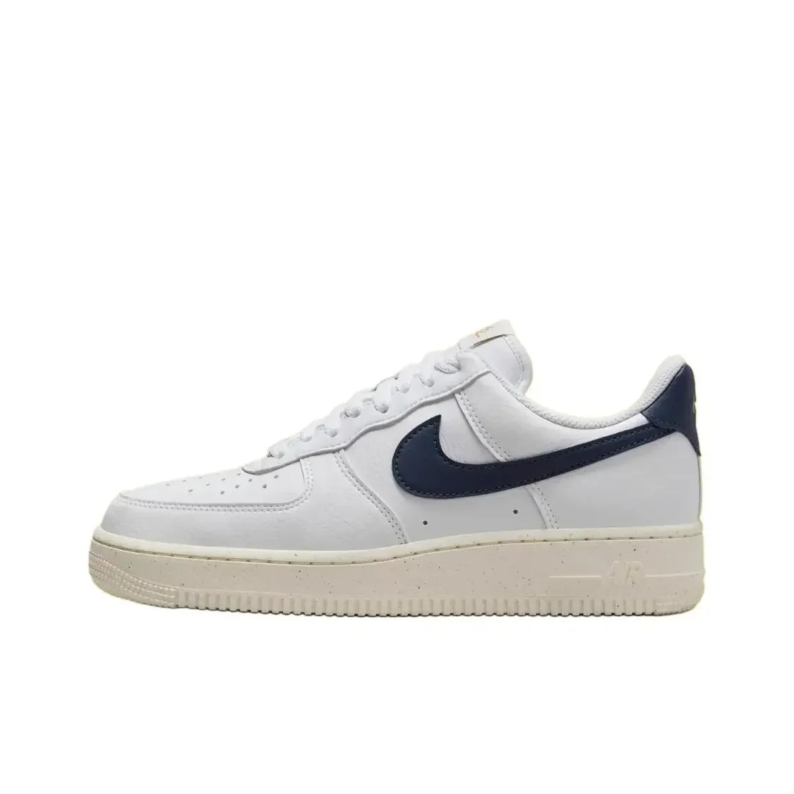 Buty do deskorolki Nike Air Force 1 Low-Top Unisex – klasyczne, wygodne, z poduszką powietrzną, kultowe, codzienne trampki unisex HM3694-011