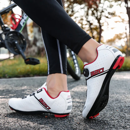 Sapatilhas de ciclismo MTB novas para homem, sapatilhas desportivas de ciclismo com sistema de bloqueio automático, estrada e velocidade, sapatilhas de ciclismo para mulher compatíveis com cleats SPD