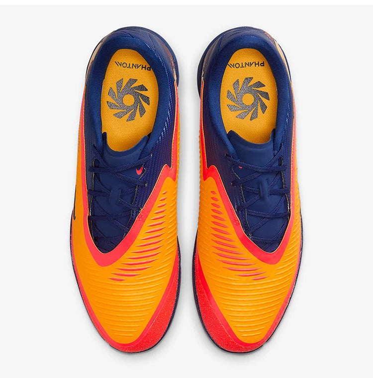Nike Authentic Phantom 6 Herren-Low-Top-Sportschuhe mit Dämpfung für den Fußball IB3093-800