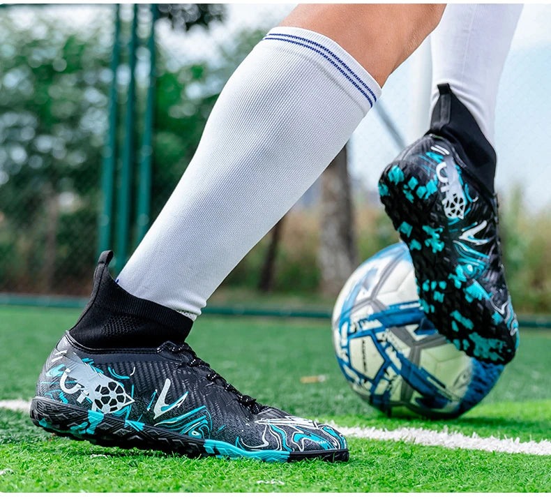 Nouvelles chaussures de football professionnelles pour hommes, chaussures de football antidérapantes, unisexes, respirantes, chaussures de futsal, nouvelles chaussures à crampons, livraison directe, ultralégères