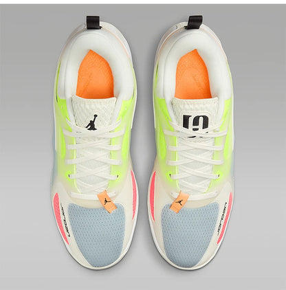 Nike Jordan herresko med stødabsorbering og holdbar ydeevne til basketball FQ3859-100
