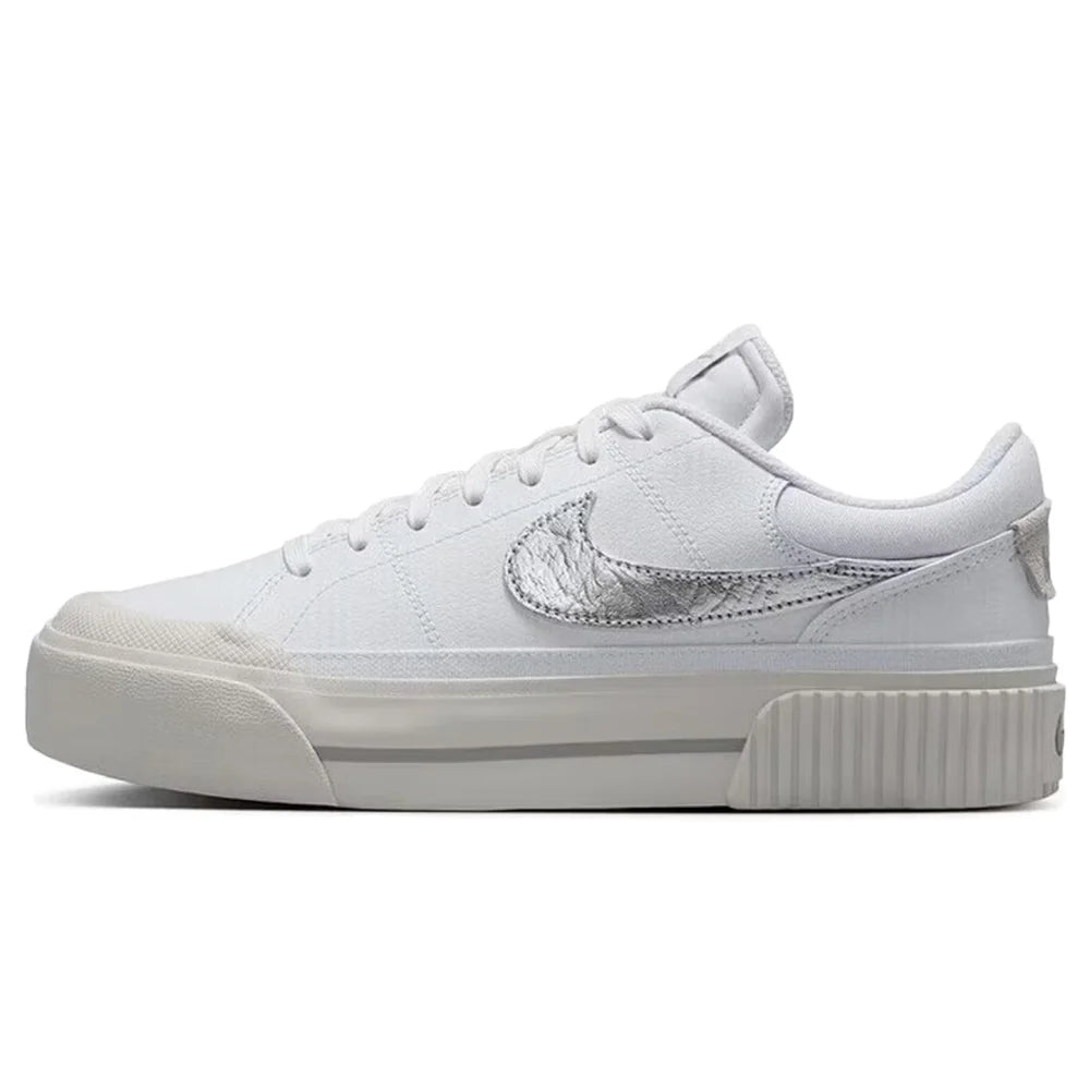 Nike Court Legacy Lift – Højdefremhævende såldesign, komfortabel skridsikker støddæmpning, slidstærke sportssko FZ2606-100