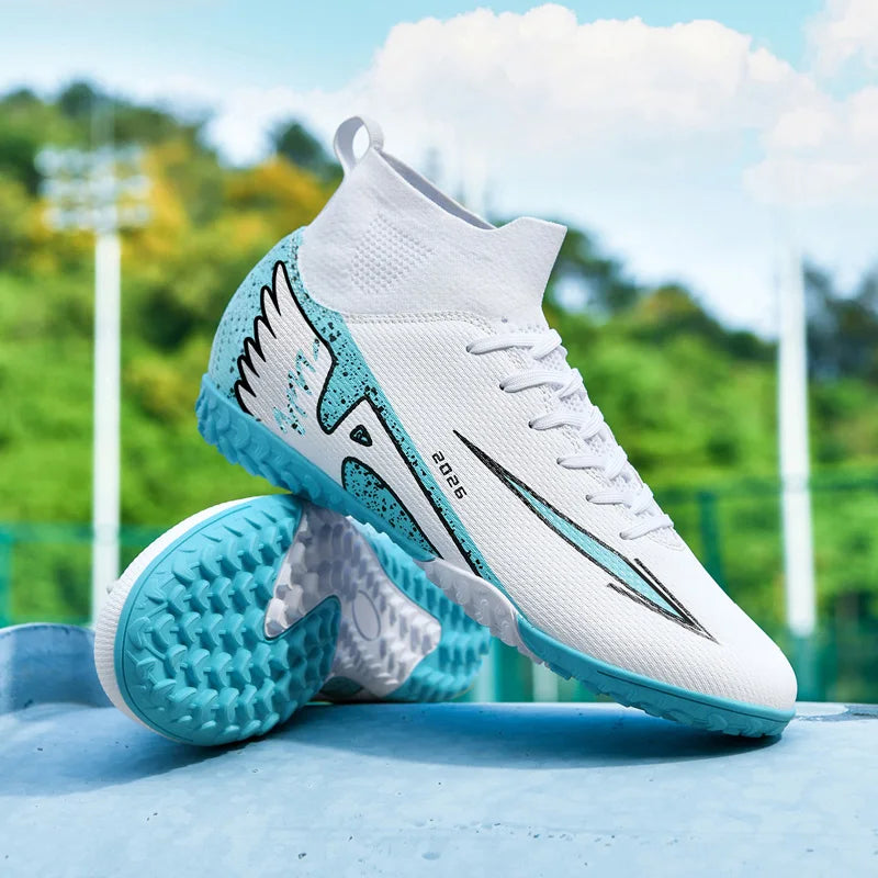 Nouvelles chaussures de football pour hommes, chaussures de soccer de haute qualité pour l'extérieur, chaussures de sport ultralégères pour l'intérieur, chaussures de sport antidérapantes à cheville haute, chaussures d