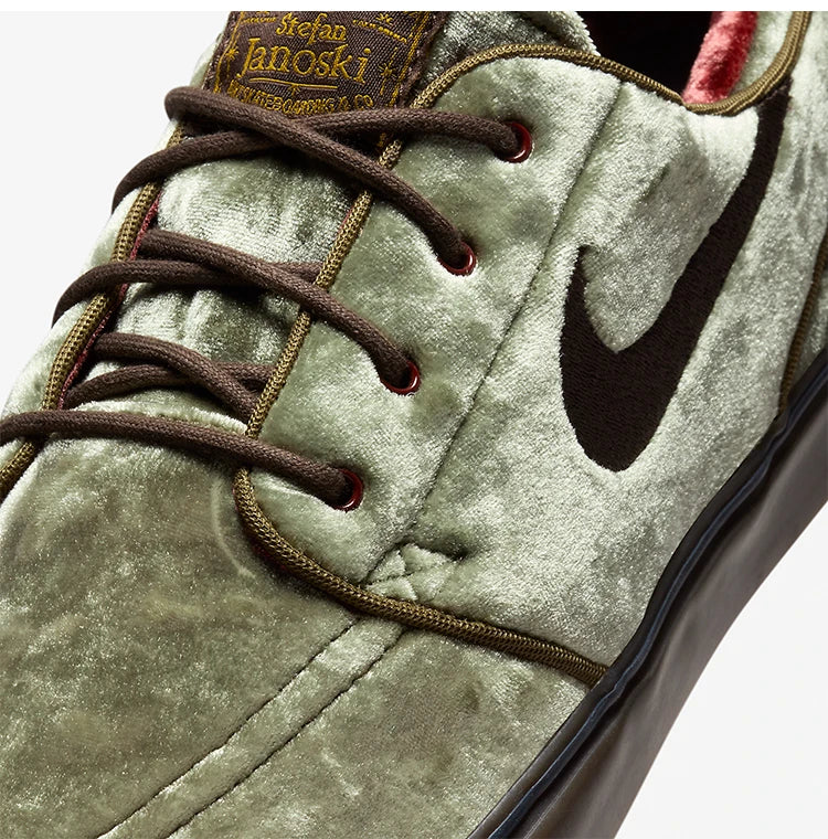Oryginalne jesienne nowe męskie klasyczne, codzienne, lekkie i wytrzymałe trampki Nike FZ1302-200