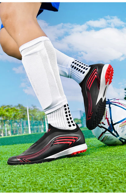 Nouvelles chaussures de football pour hommes et femmes, unisexe, vente chaude, futsal, ultra-légères, TF/FG, chaussures de football professionnelles de haute qualité, crampons, baskets.