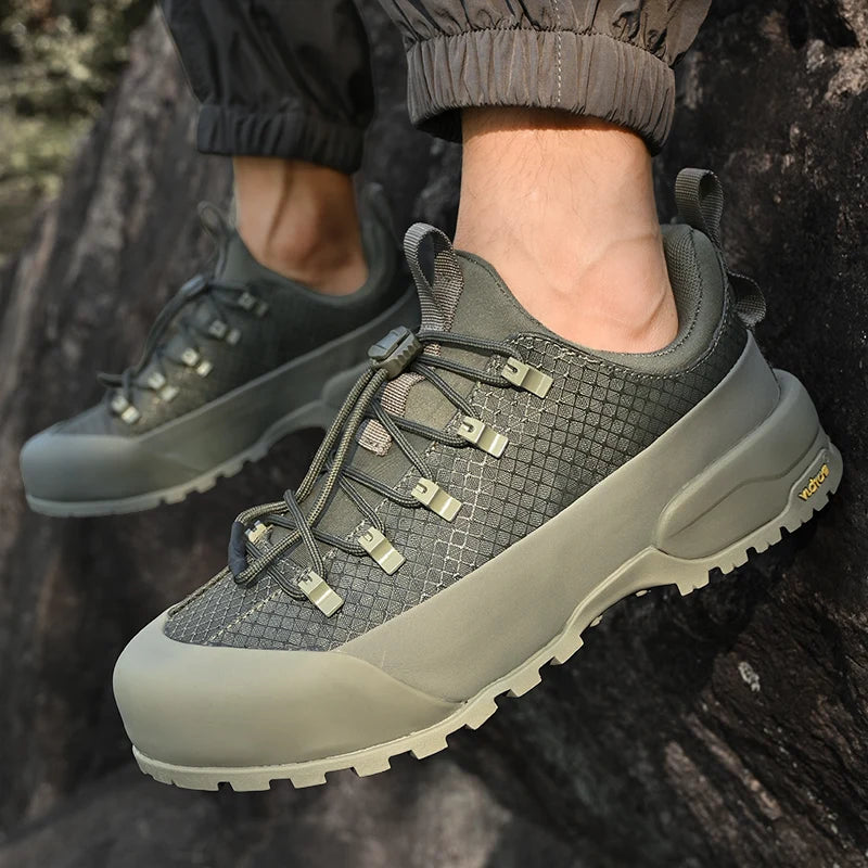 2025 New Mountaineering Shoes Outdoor Hiking Sports Shoes Men's Non Slip Hunting Leisure Walking Shoes Size 37-45