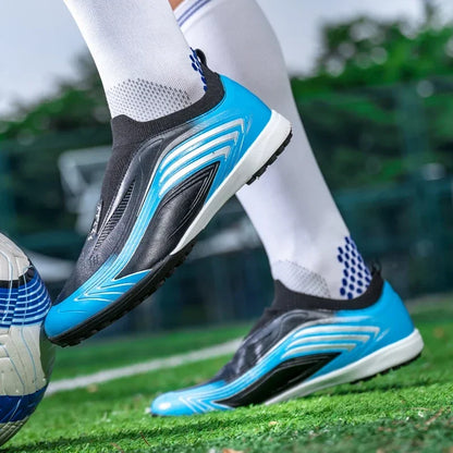 Nouvelles chaussures de football pour hommes, légères, antidérapantes, pour futsal, chaussures de football très vendues, baskets de match, crampons pour terrain intérieur et extérieur, haute qualité