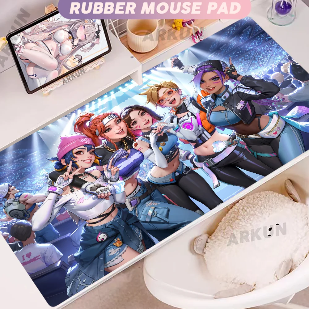 Alfombrilla de ratón gaming XXL de goma suave para escritorio y oficina, 900x400, estilo anime con chica gamer de Overwatch y FPS grandes