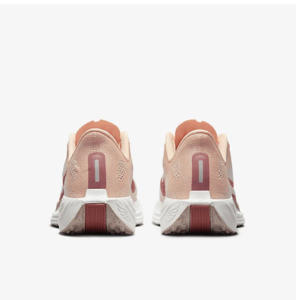 Nike Authentic Pegasus Plus løbesko til kvinder i mesh FQ7261-102