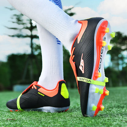 Nouvelles chaussures de football pour hommes, chaussures de soccer de haute qualité, crampons, chaussures unisexes pour femmes, vente flash, chaussures de futsal professionnelles, baskets TF/FG ultralégères