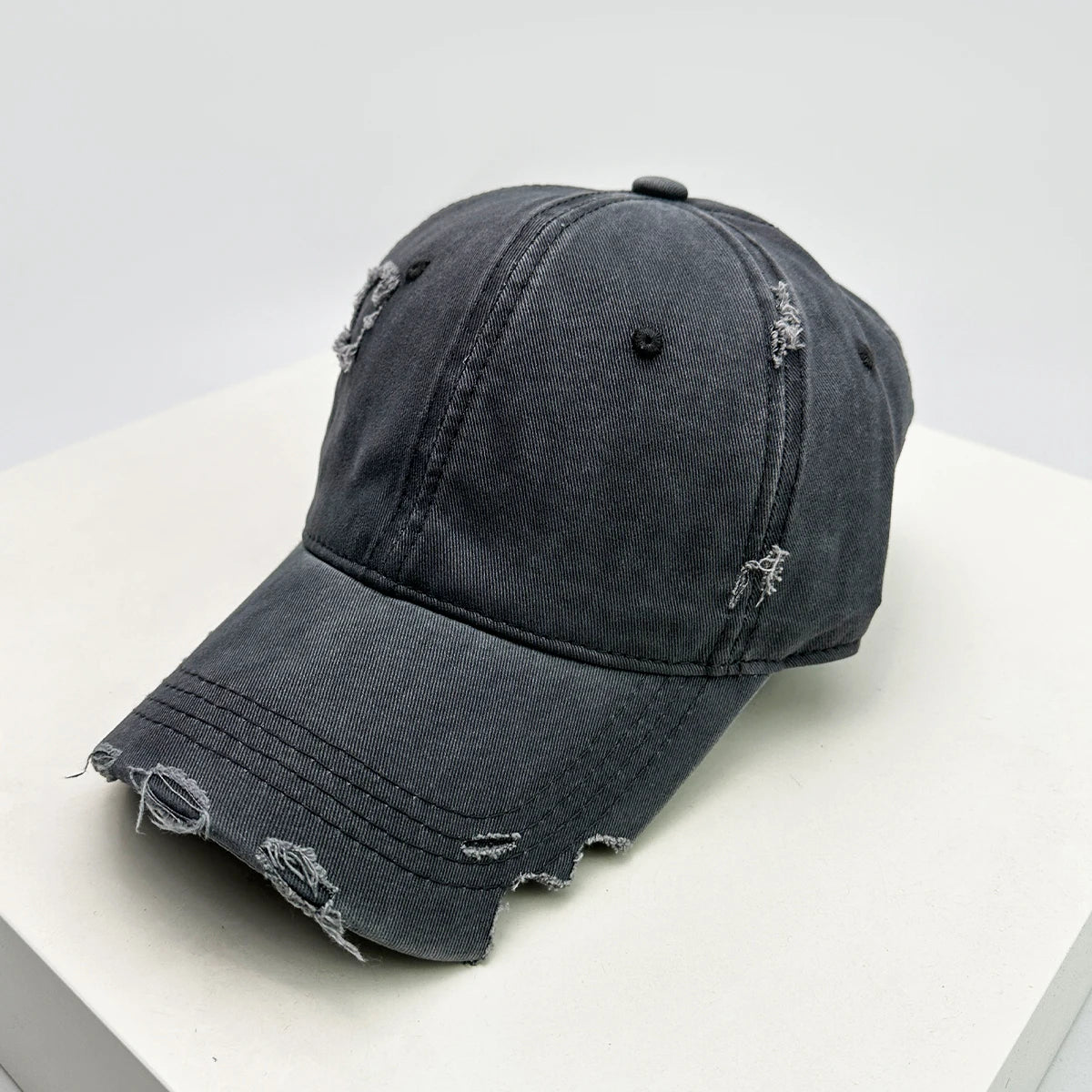 New Unisex Notch Solid Personal Baseball Hats Breathable Broken Style Sunshade Casual Peaked Caps Versatile Distress Fashion ins