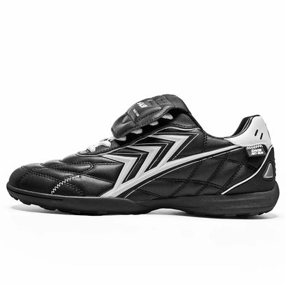 Chaussures de football TF pour adultes, semelle extérieure en caoutchouc flexible, tige en PU souple, chaussures pratiques pour l'entraînement quotidien de football.