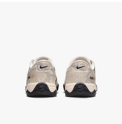Nike Authentic Total 90 SE Retro slidstærke lave sportssko til kvinder IB4204-100