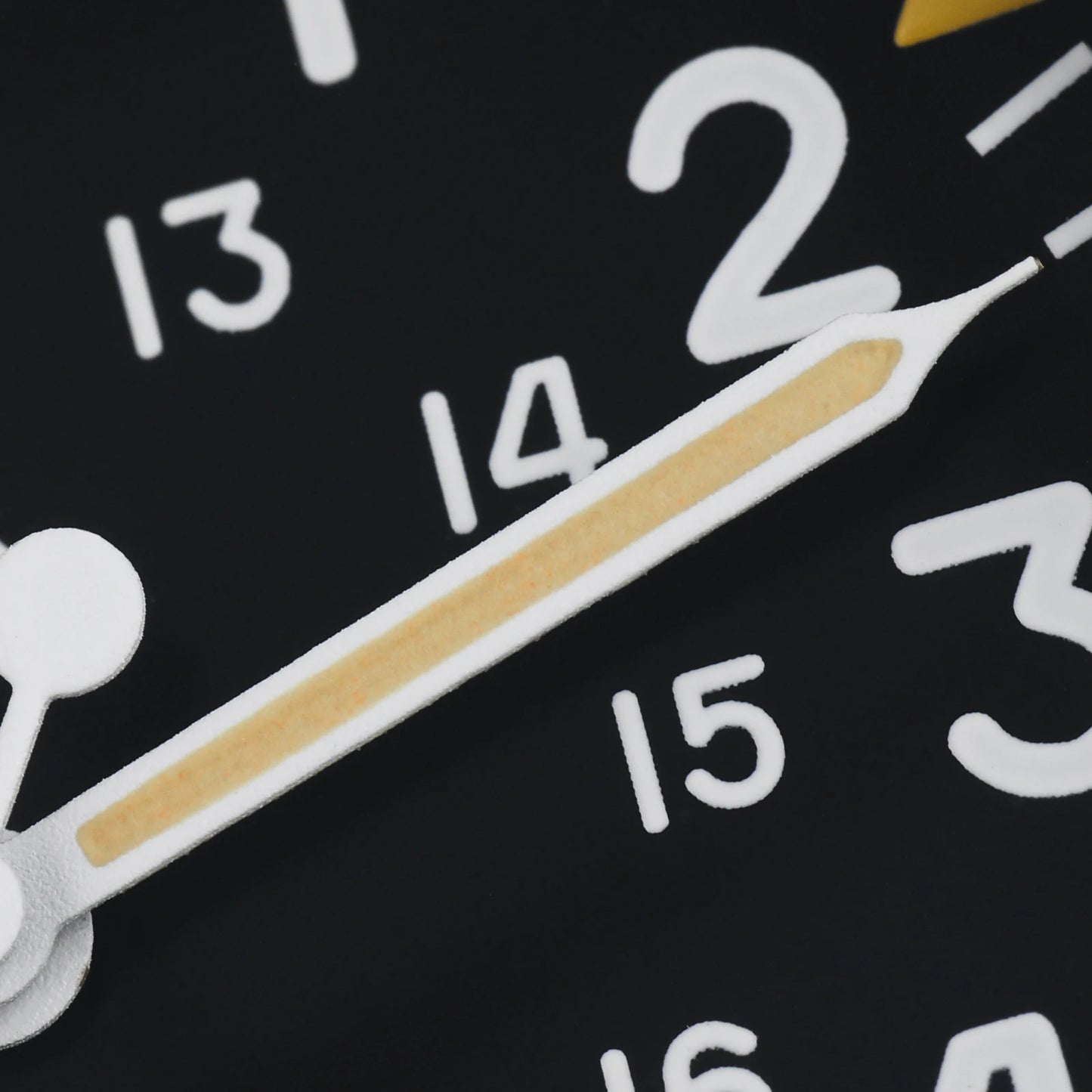 Militado ML05 38mm Military Field Watch VH31 Sweep Quartz Movement Domed Sapphire Crystal Waterproof 100M Super Luminous Watches