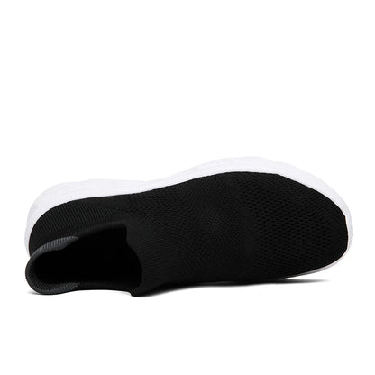 Breathable Men Casual Shoes Slip on Male Vulcanized Shoes Lightweight Men's Casual Sneakers Soft Anti-slip Flats Outdoor Loafers