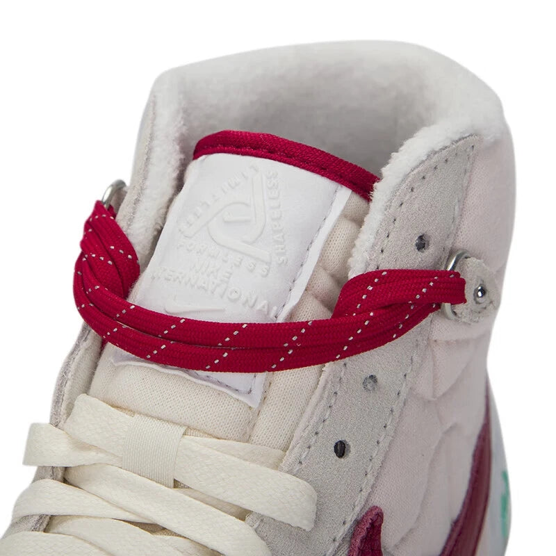 Оригинални дамски кецове за скейтборд NIKE W BLAZER MID 77