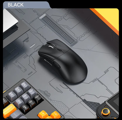 Ratón gaming inalámbrico Attack Shark R1 trimodo 2.4G Bluetooth con cable, 18K DPI, 1000Hz, sensor PAW3311, 59g, ligero y recargable
