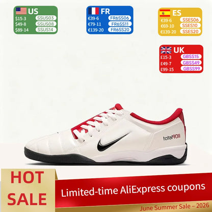 „Nike Total 90 III“ – stilingi, minimalistiniai, patogūs, puikiai priglundantys, neslystantys, patvarūs žemi futbolo bateliai (unisex, balti) HQ2851-100