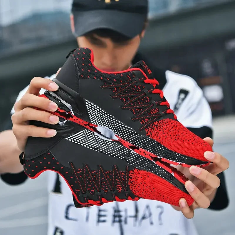 2025 Thick Soled Sports Shoes Youth Mesh Breathable Running Shoes Trend Spring Summer Korean Large Black and White Shoes walk