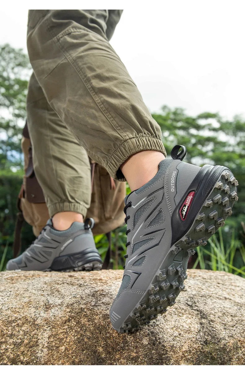 2025 New Men Hiking Shoes Outdoor Waterproof Sports Shoes Comfortable Leather Hiking Training Boots Large Size Tactical Shoe Men