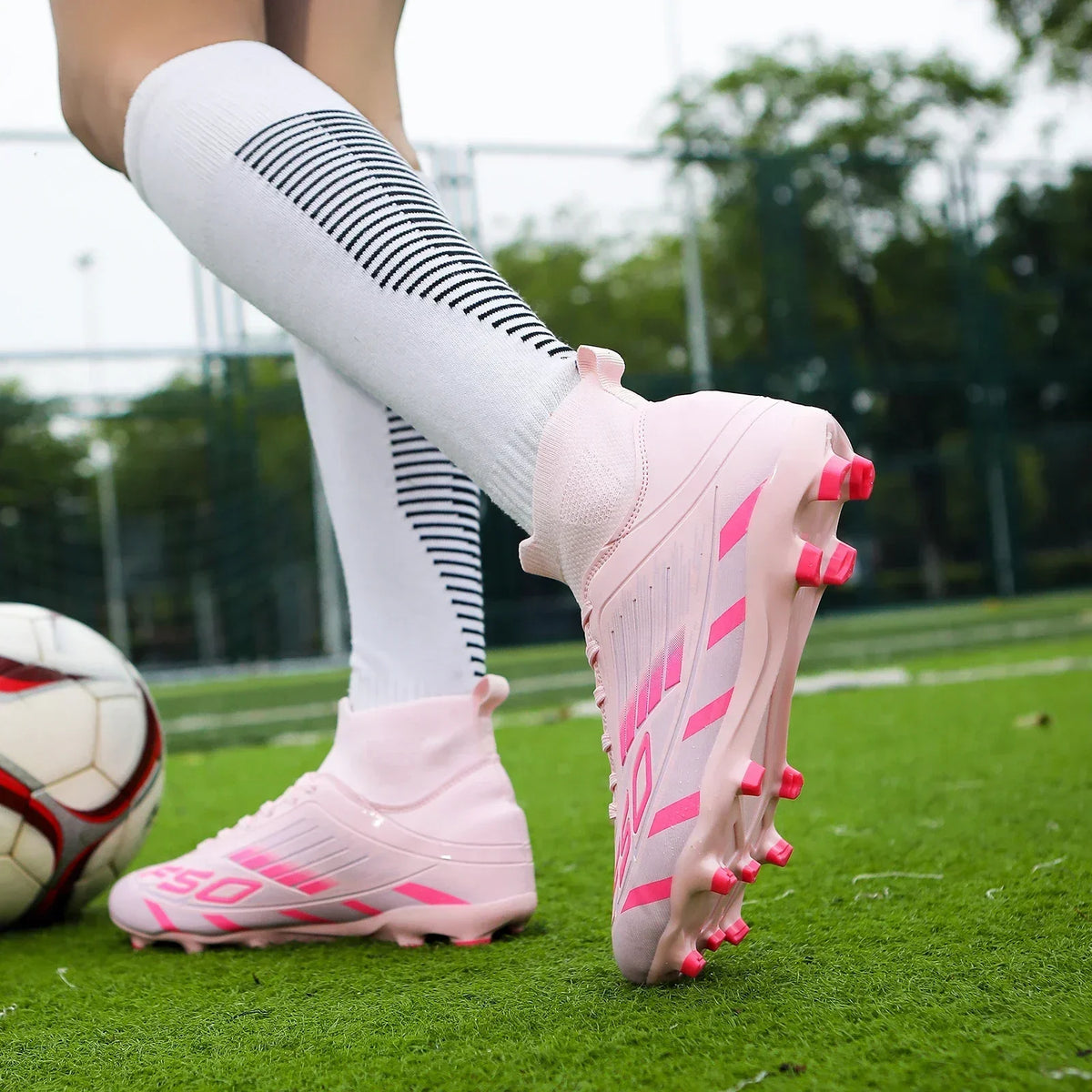 Nouvelles chaussures de football pour hommes, antidérapantes TF/FG, chaussures de sport confortables pour garçons et femmes, chaussures de sport à la cheville, chaussures de football professionnelles, baskets