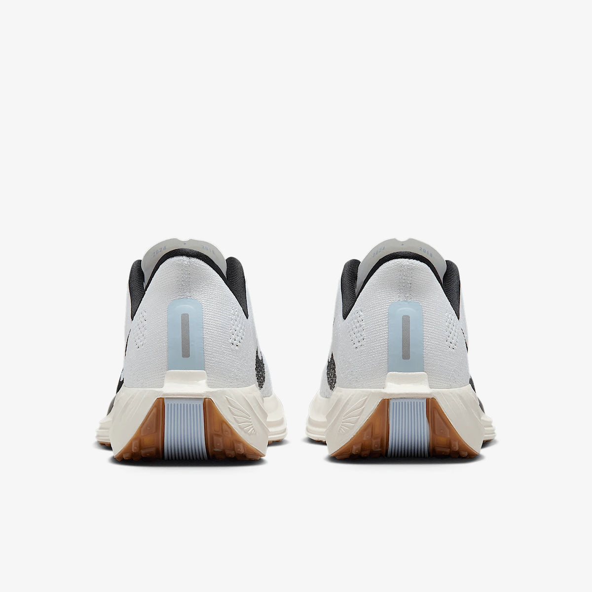 Nike Authentic Pegasus Plus løbesko til kvinder i mesh FQ7261-102