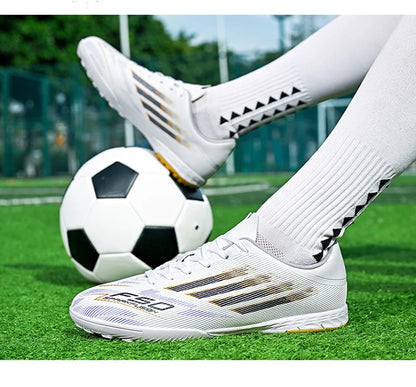 Chaussures de football pour hommes, crampons de football pas chers, chaussures de terrain AG/TF antidérapantes, chaussures de football d'entraînement en plein air pour débutants.