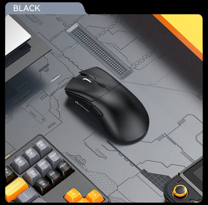 Ratón gaming inalámbrico Attack Shark R1 ligero Bluetooth 2.4G PAW3311 18000DPI ergonómico con macros