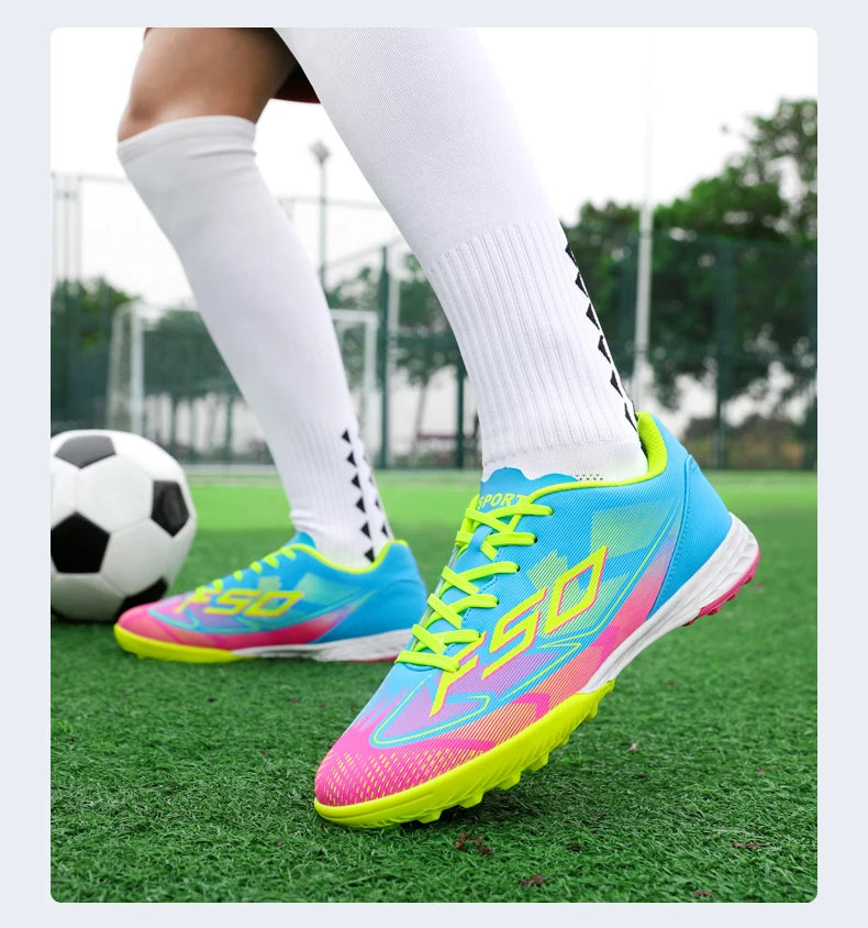 New Men Soccer Shoes Unisex Sneakers Hot Sale Football Boots Professional High-quality Futsal Ultralight Women TF/FG Cleats