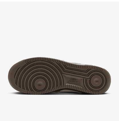 Nike Air Force 1 klassiske sneakers til kvinder med tyk sål og holdbar konstruktion HQ3458-142