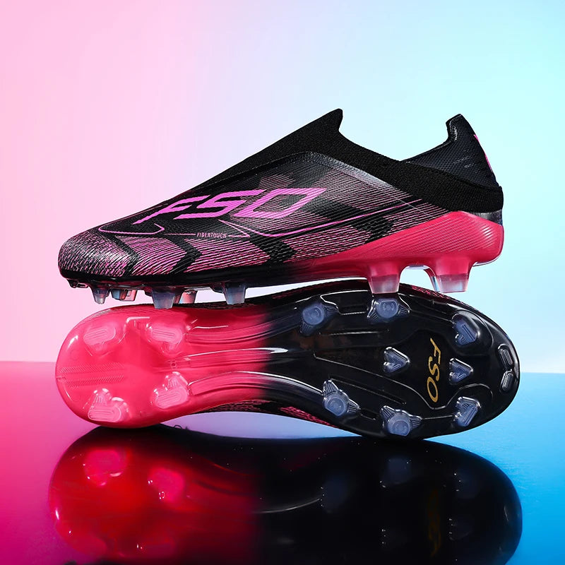 Nouvelles chaussures de football pour hommes, modèle tendance, de haute qualité, mi-hautes, légères, antidérapantes, crampons d'extérieur pour l'entraînement sur gazon.