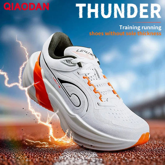 QIAODAN TG1.0 Vyriški maratono bėgimo bateliai su amortizacija ir dideliu atšokimu, skirti ilgų distancijų treniruotėms ir bėgimui QDB023253285