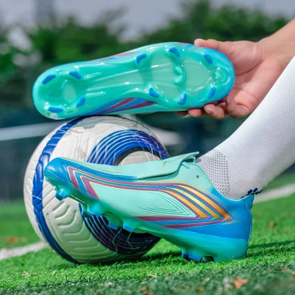 Nouvelles chaussures de football pour hommes, légères, antidérapantes, pour futsal, chaussures de football très vendues, baskets de match, crampons pour terrain intérieur et extérieur, haute qualité