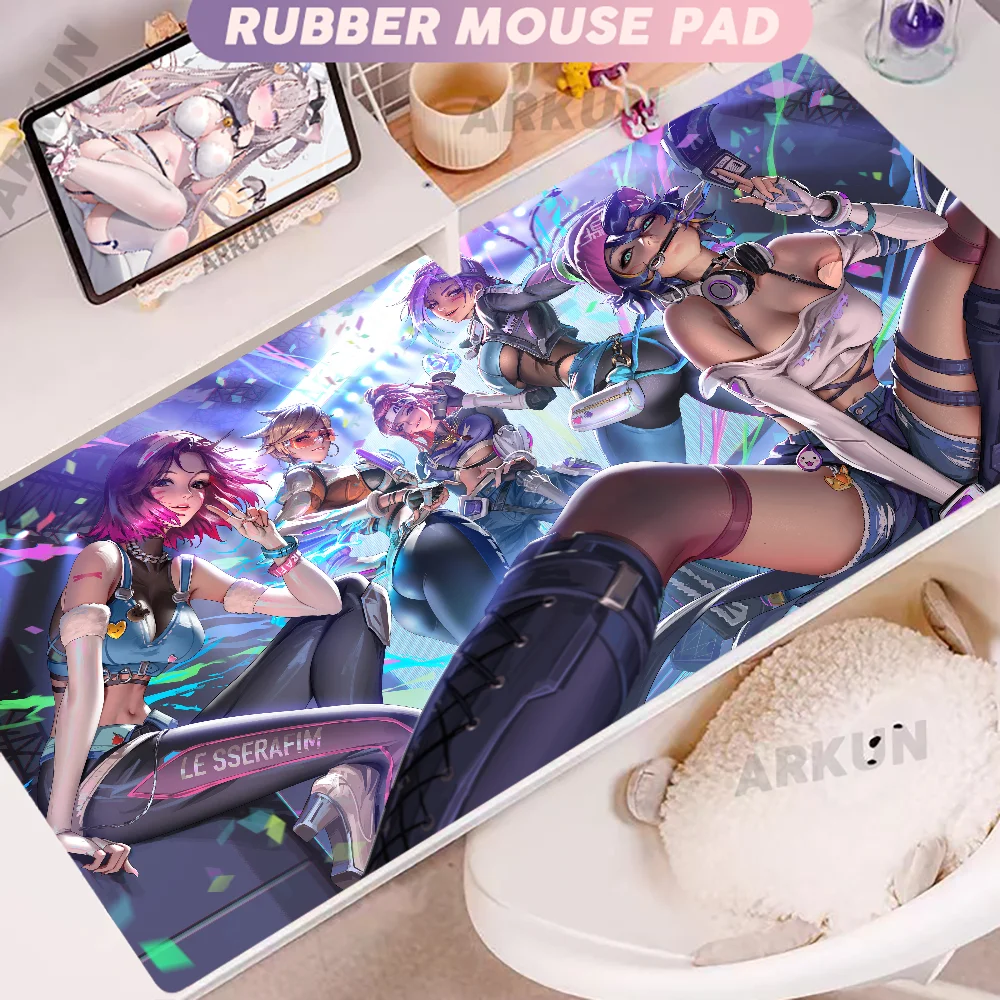 Alfombrilla de ratón gaming XXL de goma suave para escritorio y oficina, 900x400, estilo anime con chica gamer de Overwatch y FPS grandes
