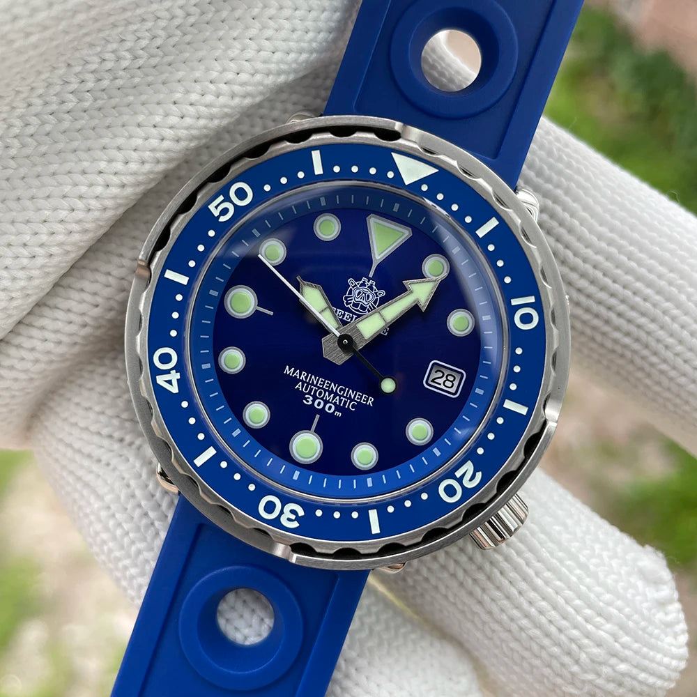 STEELDIVE SD1975 Mens Automatic Watches Men Dive Watch 300m Waterproof Mechanical Wristwatch C3 Luminous Clock Sapphire Mirror
