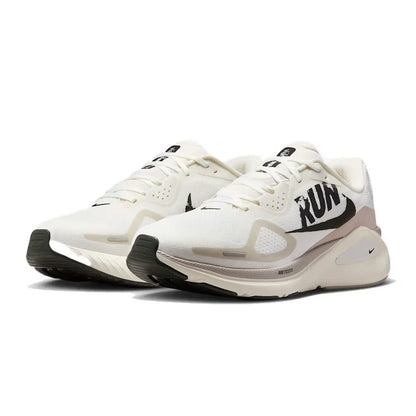 Ανδρικά παπούτσια τρεξίματος Nike Structure 26 - Λευκό/Μαύρο Ευέλικτη, ανθεκτική και αναπνεύσιμη στήριξη για προπόνηση και γρήγορα τρεξίματα IB5698-100