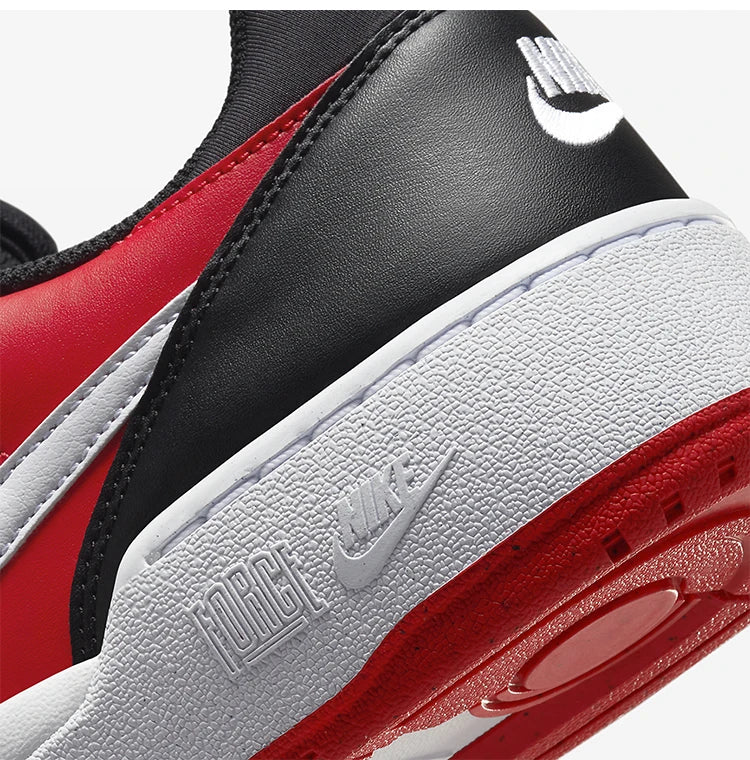 Scarpe sportive da uomo Nike Authentic Full Force Low, modello basso con lacci FB1362-003