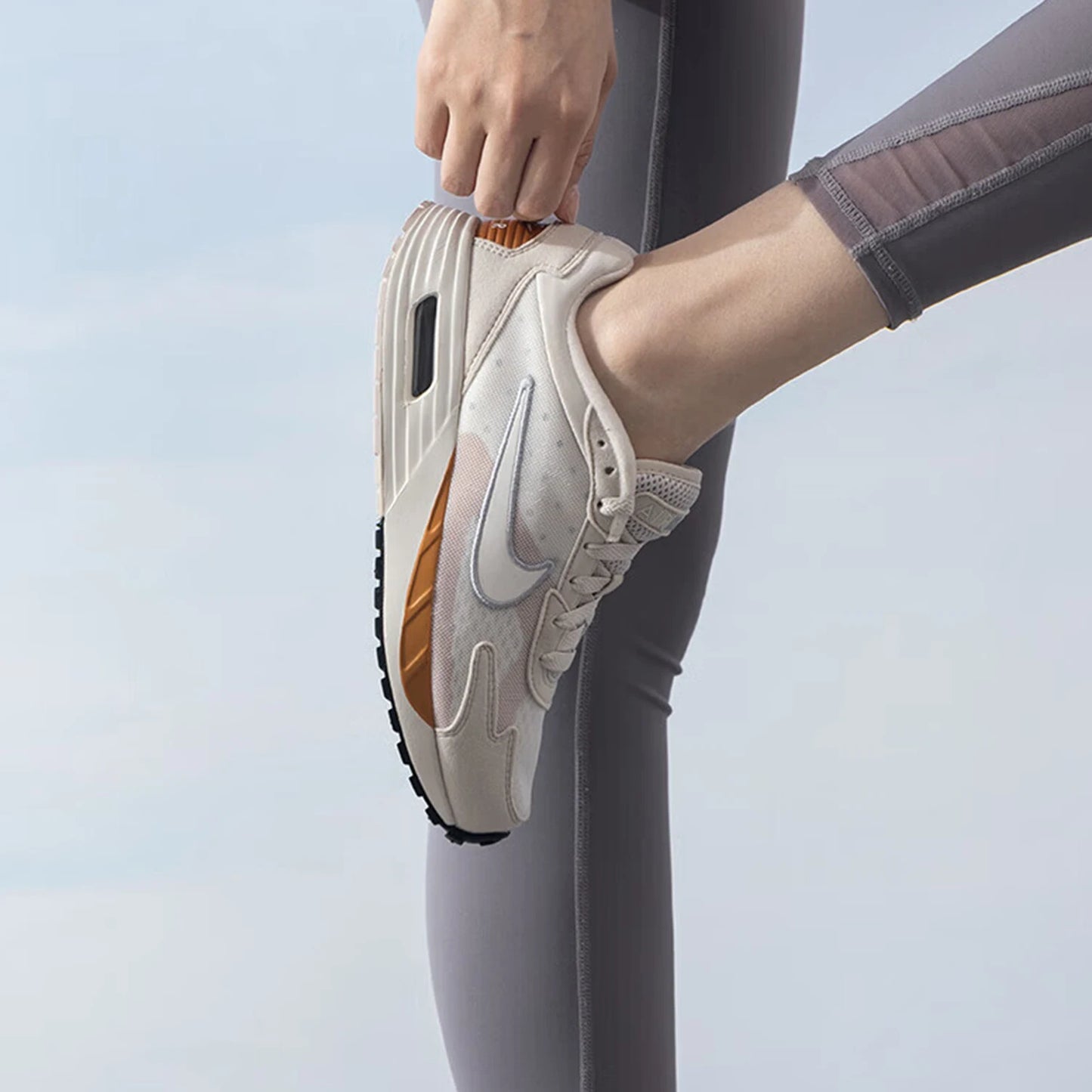 Ténis de corrida leves Nike Air Max Solo genuínos para mulher FN0784-105