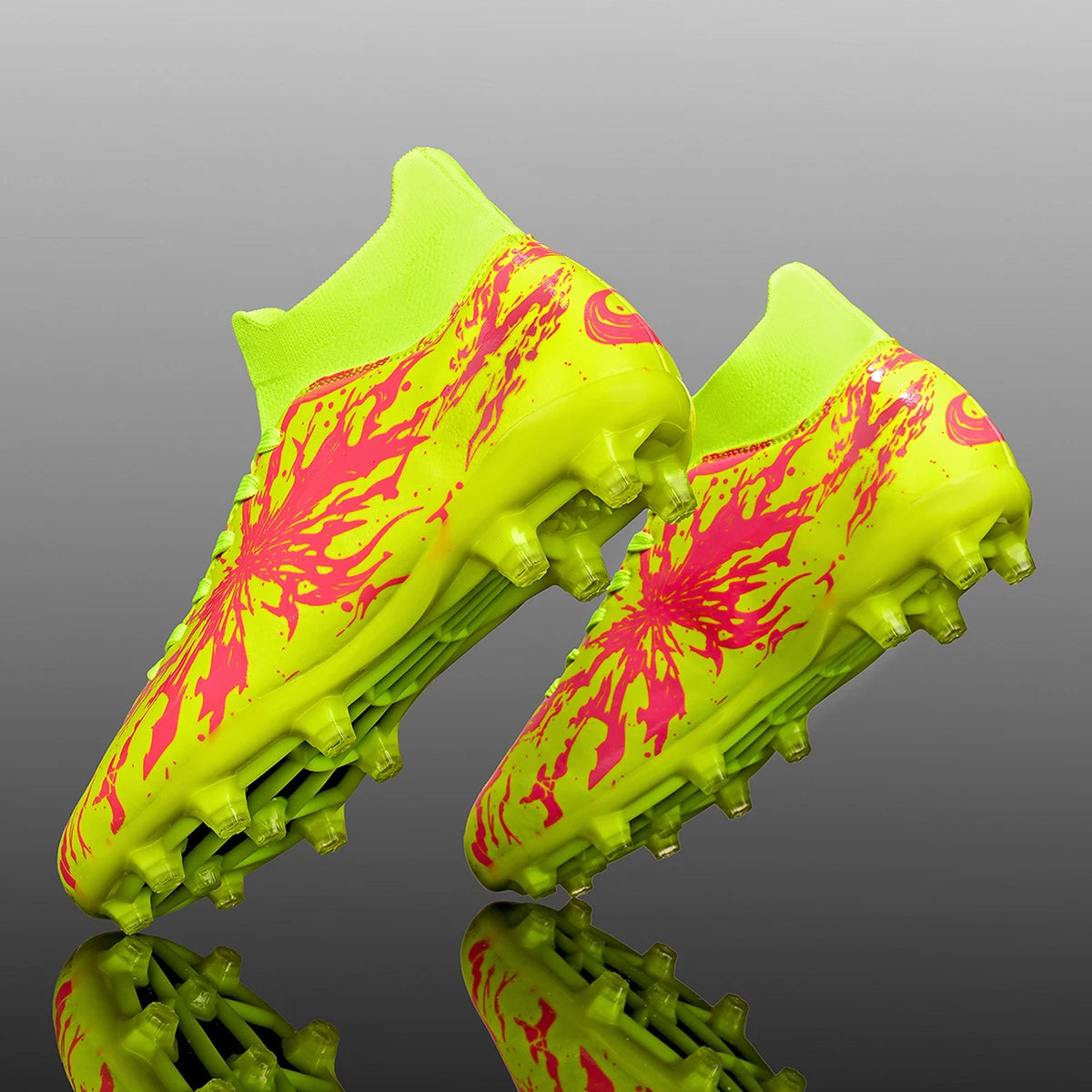 Chaussures de football pour adultes AG FG pour terrain ferme, crampons flexibles en PU à haute traction pour hommes, pour les matchs de football en extérieur et l'entraînement.