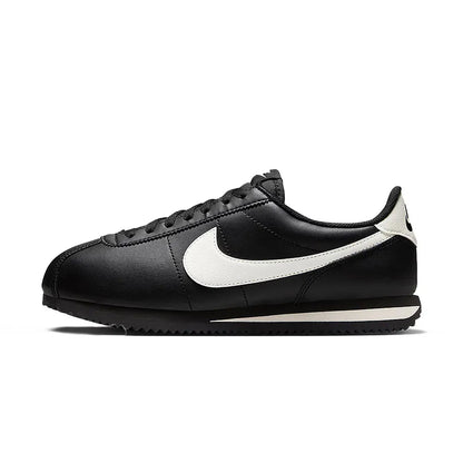 Tenisky Nike Classic Cortez – retro klasický dizajn, pohodlné odpruženie, ľahké a odolné na každodenné nosenie DM4044-002