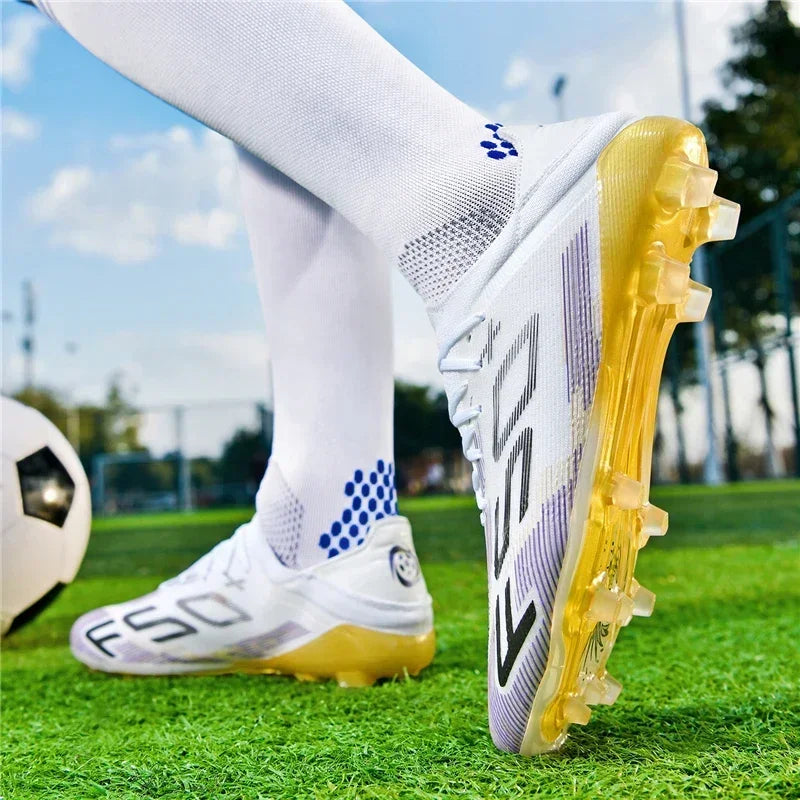 Nouvelles chaussures de football pour hommes, chaussures de match en extérieur, baskets de soccer, chaussures montantes de haute qualité, crampons antidérapants pour futsal et terrain synthétique, meilleures ventes