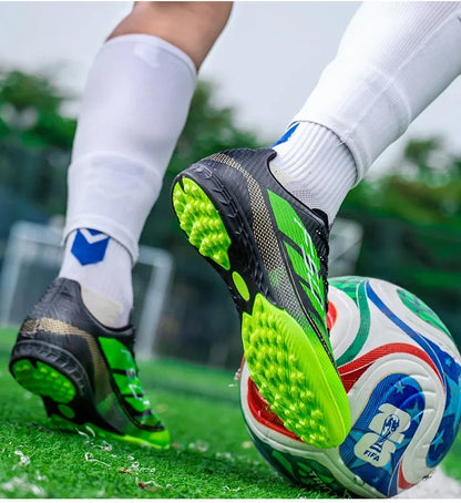 Nouvelles chaussures de football pour hommes, chaussures de sport antidérapantes pour terrain en gazon, baskets professionnelles, chaussures d'entraînement pour activités sportives en extérieur, chaussures de match, modè
