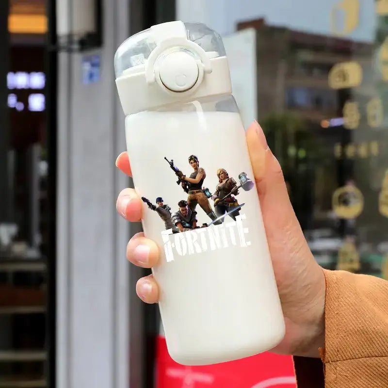400ML Fortnites 18CM Strohhalmbecher für Erwachsene, Jungen und Mädchen, niedlicher Wasserbecher im Cartoon-Stil für Schüler, stoßfeste tragbare Trinkflasche als Geschenk