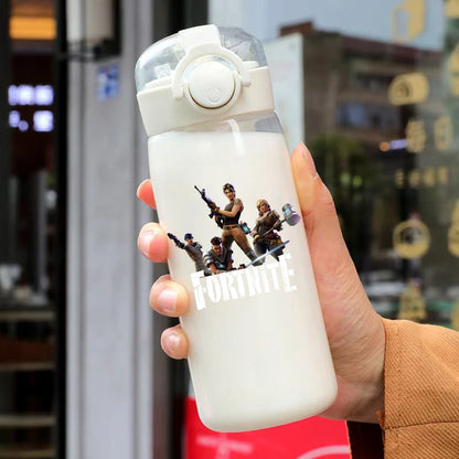 400ML Fortnites 18CM Strohhalmbecher für Erwachsene, Jungen und Mädchen, niedlicher Wasserbecher im Cartoon-Stil für Schüler, stoßfeste tragbare Trinkflasche als Geschenk