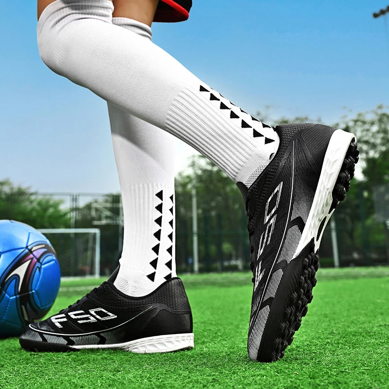 Chaussures de football TF pour hommes, résistantes, décontractées, professionnelles, ultralégères, de qualité supérieure, pour l'entraînement au football