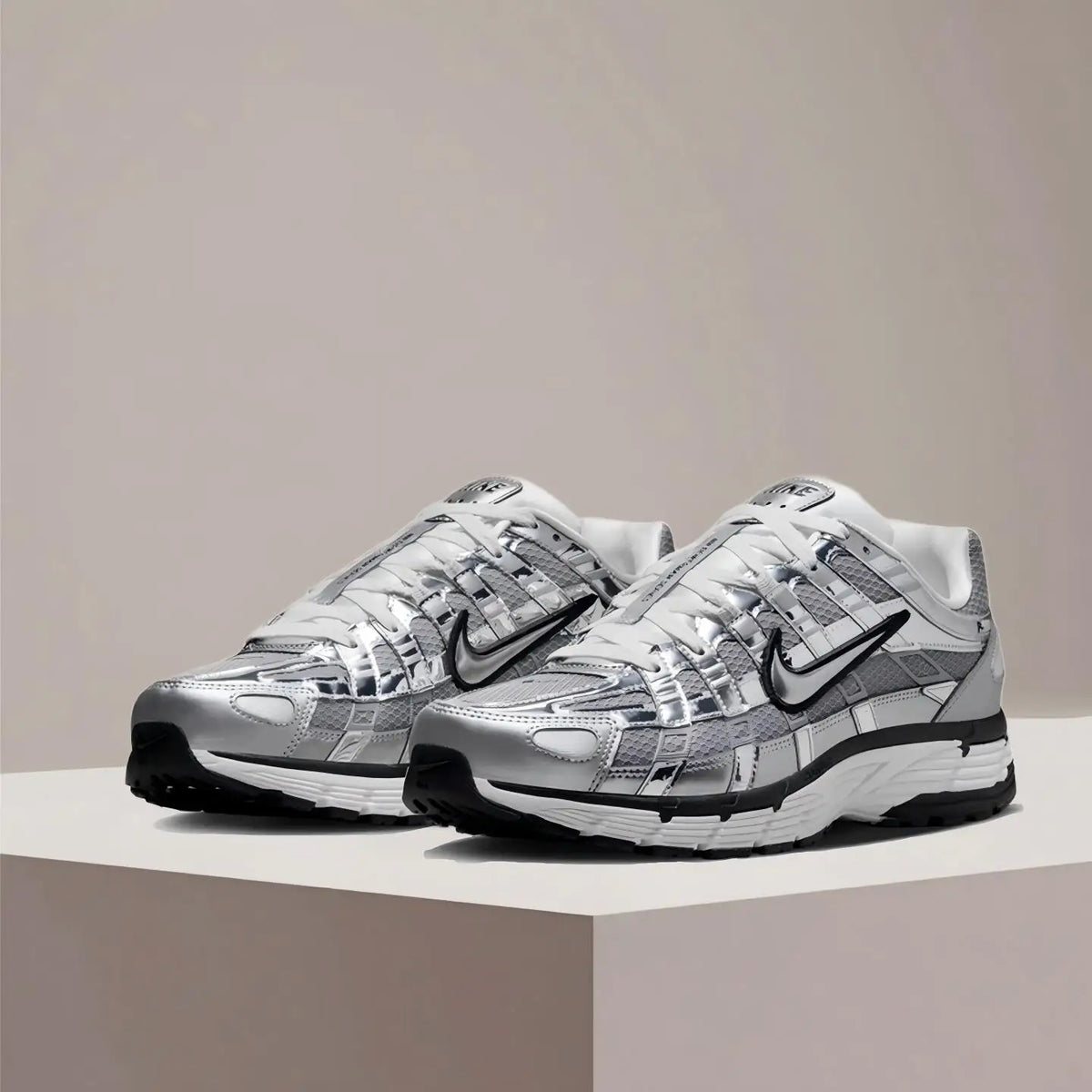 Pantofi de alergare Nike P-6000 CNPT Performance unisex – Amortizare și stabilitate avansate pentru bărbați și femei CN0149-001