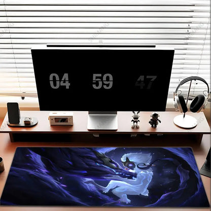 Tapis de souris League of Legends Kindred - Grand tapis de souris gaming - Tapis de bureau pour ordinateur avec motif anime de fille - Accessoires pour ordinateur portable - Tapis de clavier XXL pour gamers